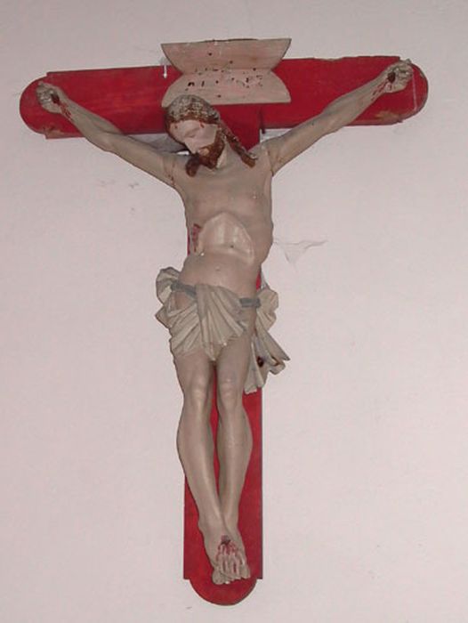 Croix : Christ en croix