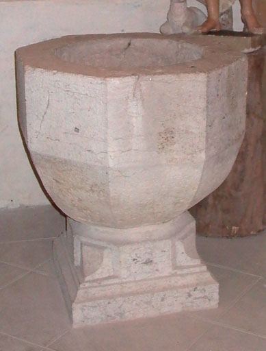 fonts baptismaux       - © Ministère de la Culture (France), Conservation des antiquités et des objets d’art de l’Ain, tous droits réservés