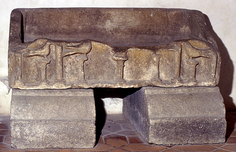 sarcophage, vue générale