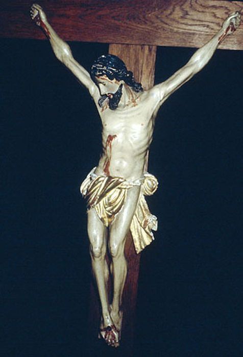 statuette : Christ en croix, vue générale