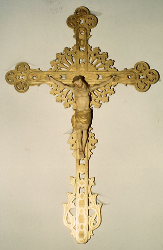 croix de procession ; statue, vue générale - © Ministère de la culture (France) ; © Conseil départemental de l'Ain