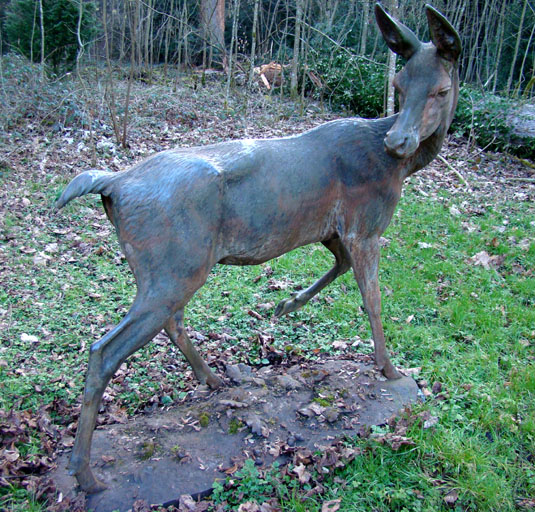 Statue petite nature : Biche