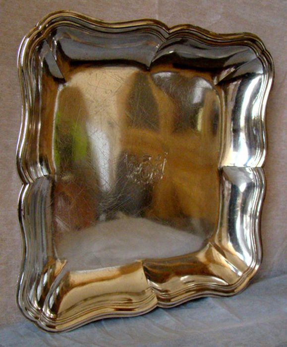 Paire de jattes et étui - © Ministère de la Culture (France), Conservation des antiquités et des objets d’art de l’Ain, tous droits réservés