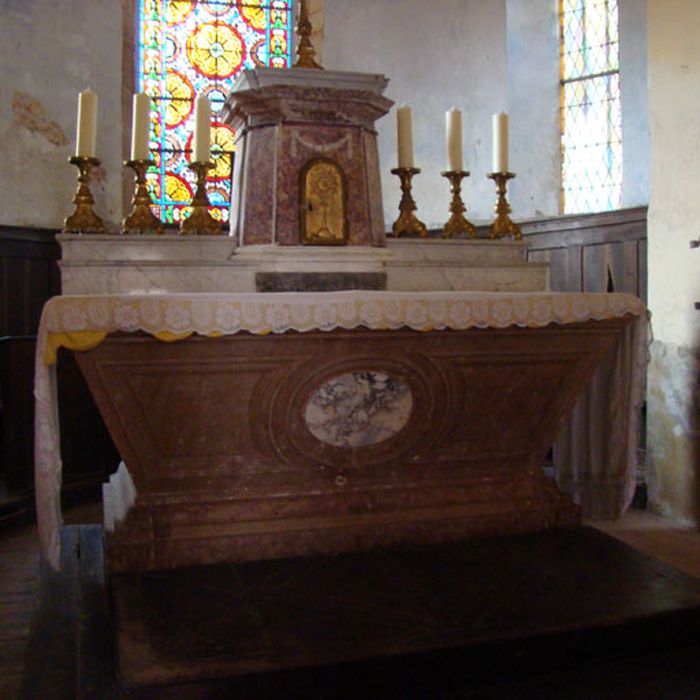 Ancien maître-autel ; 2 gradins d'autel ; tabernacle - © Ministère de la Culture (France), Conservation des antiquités et des objets d’art de l’Ain, tous droits réservés