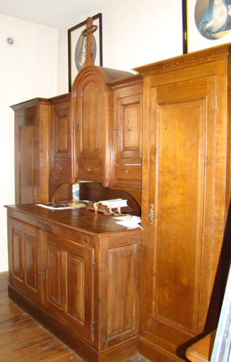 meuble de sacristie      