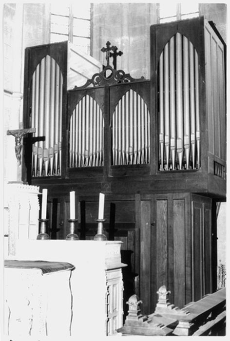 orgue de choeur : partie instrumentale de l'orgue