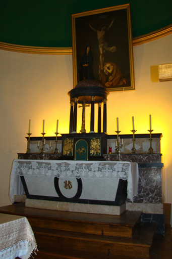 autel ; gradin d'autel (2) ; tabernacle ; exposition, vue générale