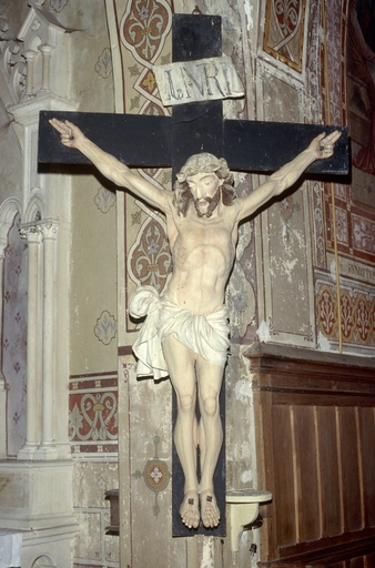 statue   Christ en croix   
