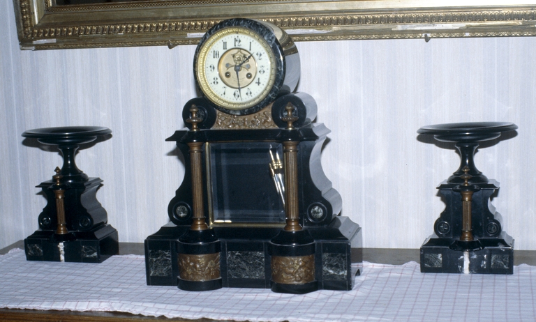 pendule 1 - © Ministère de la Culture (France), Conservation des antiquités et des objets d’art de l’Ain, tous droits réservés