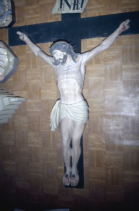 Croix : Christ en croix