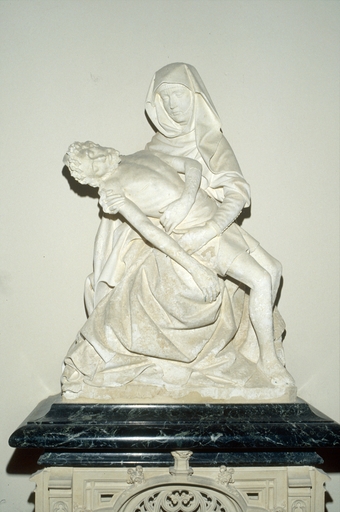 statue Vierge de Pitié - © Ministère de la Culture (France), Conservation des antiquités et des objets d’art de l’Ain, tous droits réservés