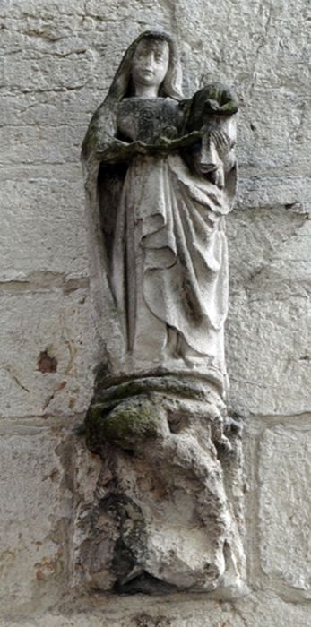 statue : Vierge à l'Enfant