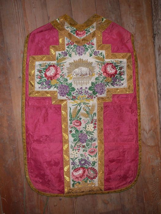 chasuble - © Ministère de la Culture (France), Conservation des antiquités et des objets d’art des Hautes-Alpes - Tous droits réservés