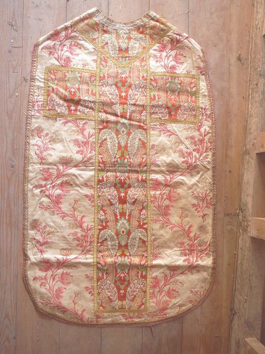 chasuble - © Ministère de la Culture (France), Conservation des antiquités et des objets d’art des Hautes-Alpes - Tous droits réservés