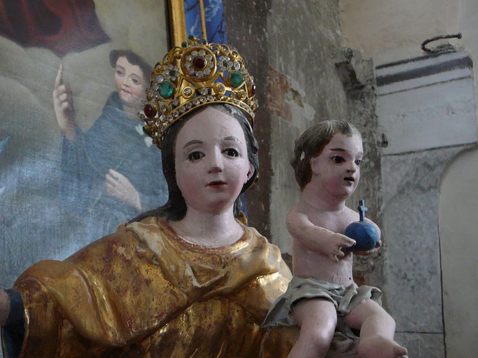 statue : Vierge à l'Enfant, vue partielle