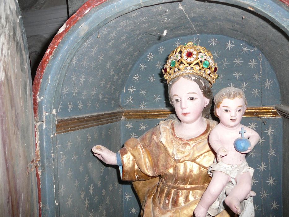 statue : Vierge à l'Enfant, vue partielle