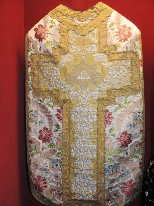 chasuble - © Ministère de la Culture (France), Conservation des antiquités et des objets d’art des Hautes-Alpes - Tous droits réservés