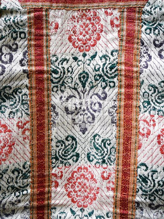 chasuble réversible, détail - © Ministère de la Culture (France), Conservation des antiquités et des objets d’art de l'Ardèche - Tous droits réservés