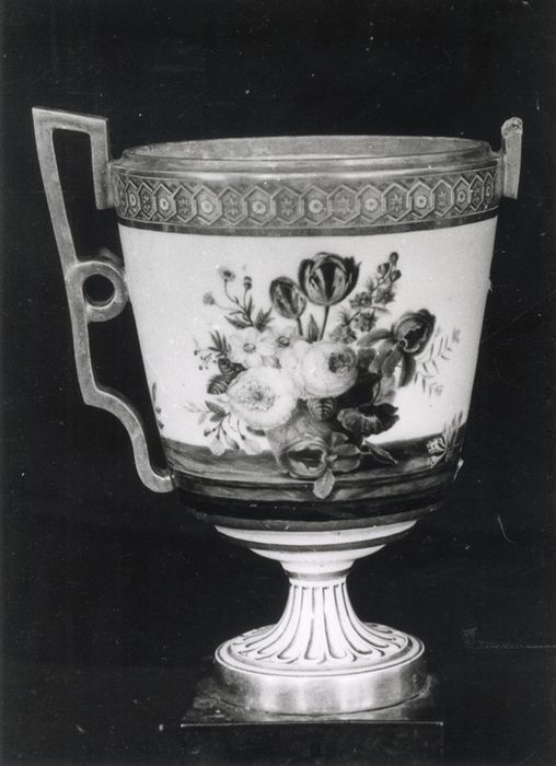 vase