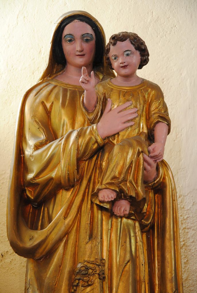 statue : Vierge à l'Enfant, vue partielle