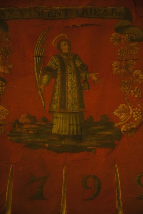 bannière de procession de la confrérie de Saint-Vincent, vue partielle - © Ministère de la Culture (France), Conservation des antiquités et des objets d’art de l’Ardèche – Tous droits réservés