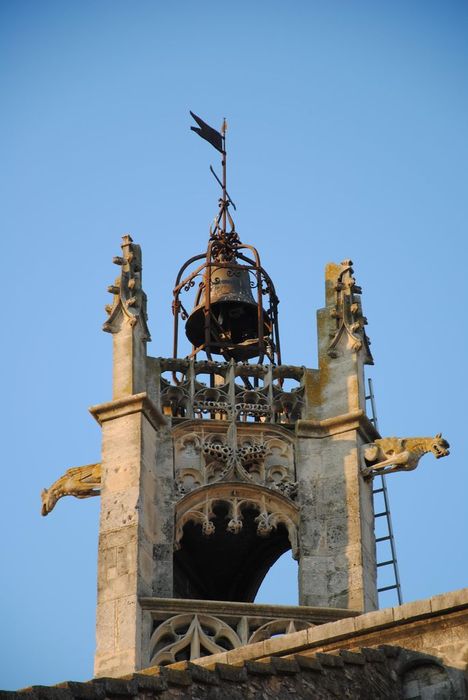 cloche, vue générale - © Ministère de la Culture (France), Médiathèque du patrimoine et de la photographie, Conservation des antiquités et des objets d’art de l’Ardèche – Tous droits réservés