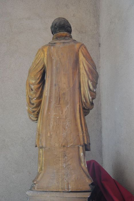 statue : SaintJean-François Régis, vue générale du revers