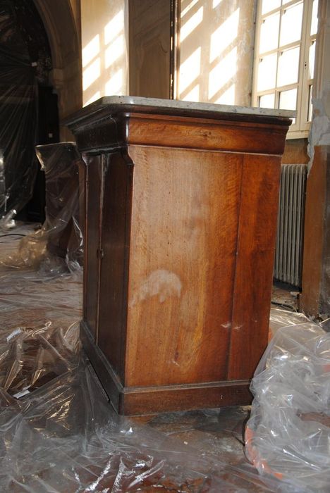 confiturier, vue générale du petit côté droit - © Ministère de la Culture (France), Médiathèque du patrimoine et de la photographie, Conservation des antiquités et des objets d’art de l’Ardèche – Tous droits réservés