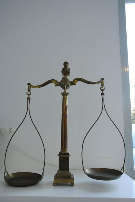 balance à pharmacie, vue générale - © Ministère de la Culture (France), Conservation des antiquités et des objets d’art de l’Ardèche – Tous droits réservés
