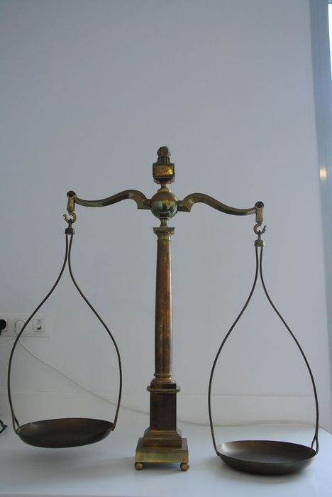 balance à pharmacie, vue générale - © Ministère de la Culture (France), Médiathèque du patrimoine et de la photographie, Conservation des antiquités et des objets d’art de l’Ardèche – Tous droits réservés