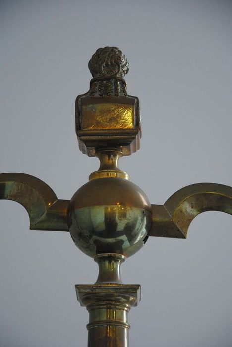 balance à pharmacie, détail - © Ministère de la Culture (France), Conservation des antiquités et des objets d’art de l’Ardèche – Tous droits réservés