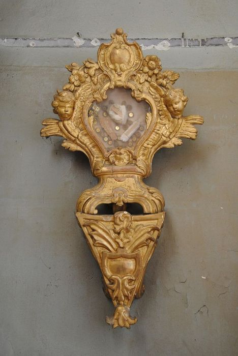 reliquaire et sa console, vue générale - © Ministère de la Culture (France), Conservation des antiquités et des objets d’art de l’Ardèche – Tous droits réservés