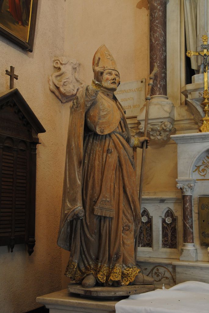 statue : Saint-Evêque, vue générale