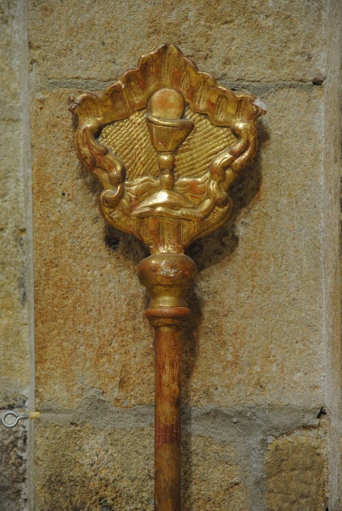 bâton de procession de l'ancienne confrérie du Saint-Sacrement, détail