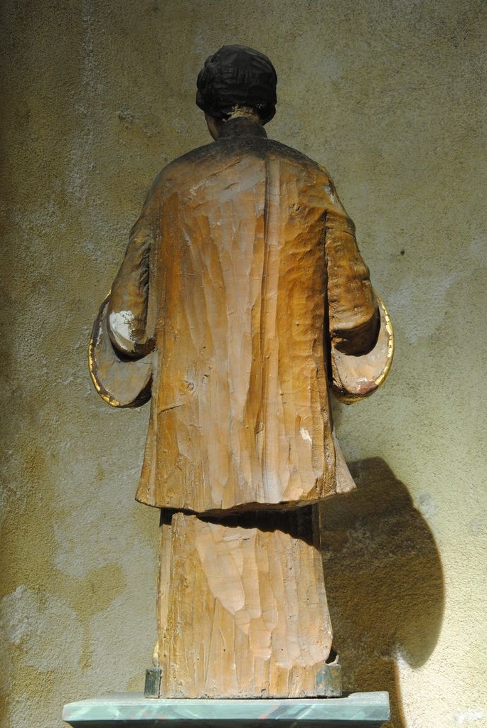 statue : Saint Stanislas Kotska, vue générale du revers - © Ministère de la Culture (France), Conservation des antiquités et des objets d’art de l’Ardèche – Tous droits réservés