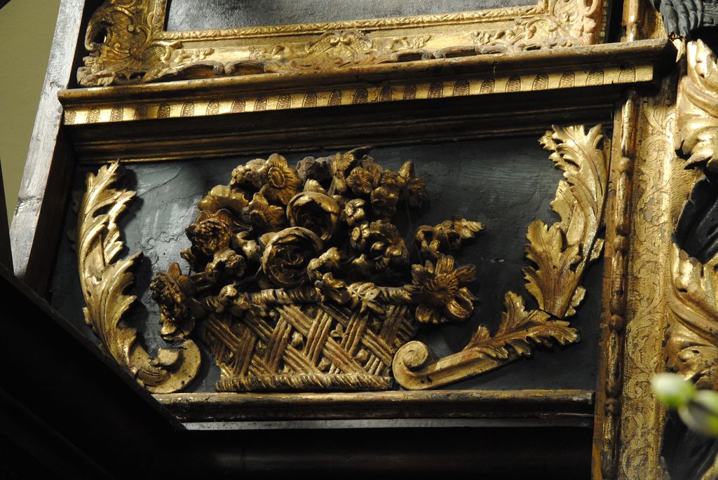 bas-relief : panier de fleurs, vue générale - © Ministère de la Culture (France), Médiathèque du patrimoine et de la photographie, Conservation des antiquités et des objets d’art de l’Ardèche – Tous droits réservés