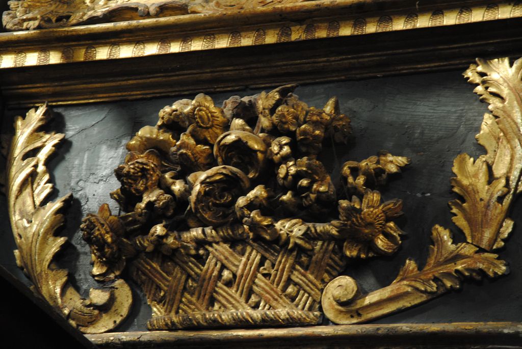 bas-relief : panier de fleurs, vue générale - © Ministère de la Culture (France), Médiathèque du patrimoine et de la photographie, Conservation des antiquités et des objets d’art de l’Ardèche – Tous droits réservés
