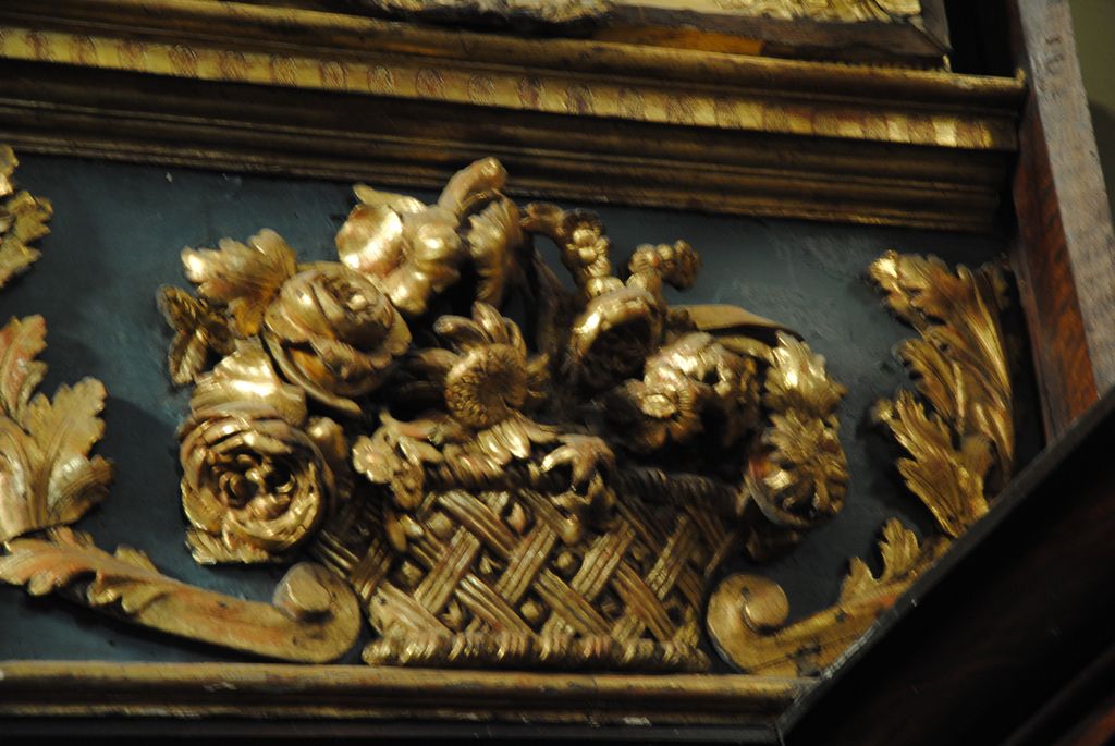 bas-relief : panier de fleurs, vue générale - © Ministère de la Culture (France), Médiathèque du patrimoine et de la photographie, Conservation des antiquités et des objets d’art de l’Ardèche – Tous droits réservés