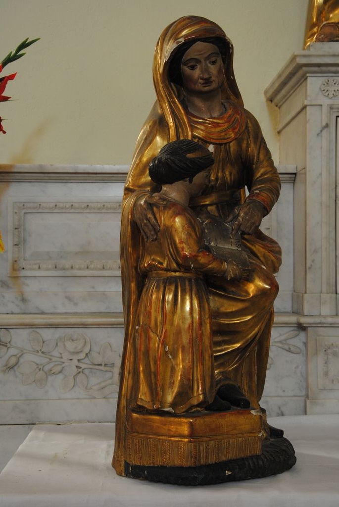 groupe sculpté : Sainte Anne et la Vierge, vuegénérale