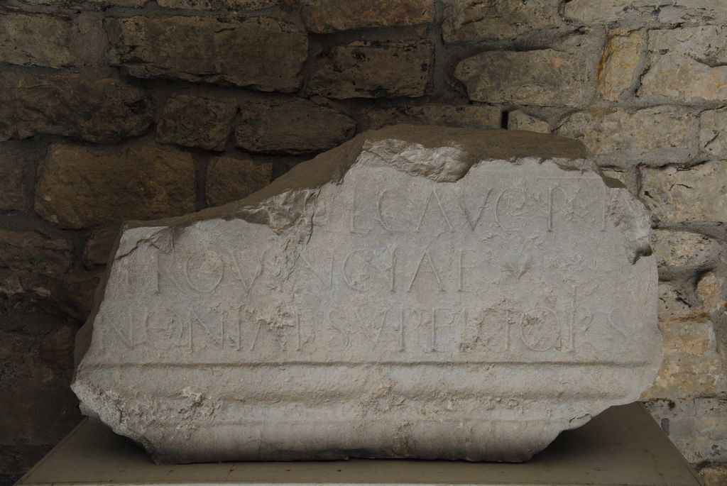 plaque commémorative, vue générale - © Ministère de la Culture (France), Conservation des antiquités et des objets d’art de l’Ardèche – Tous droits réservés
