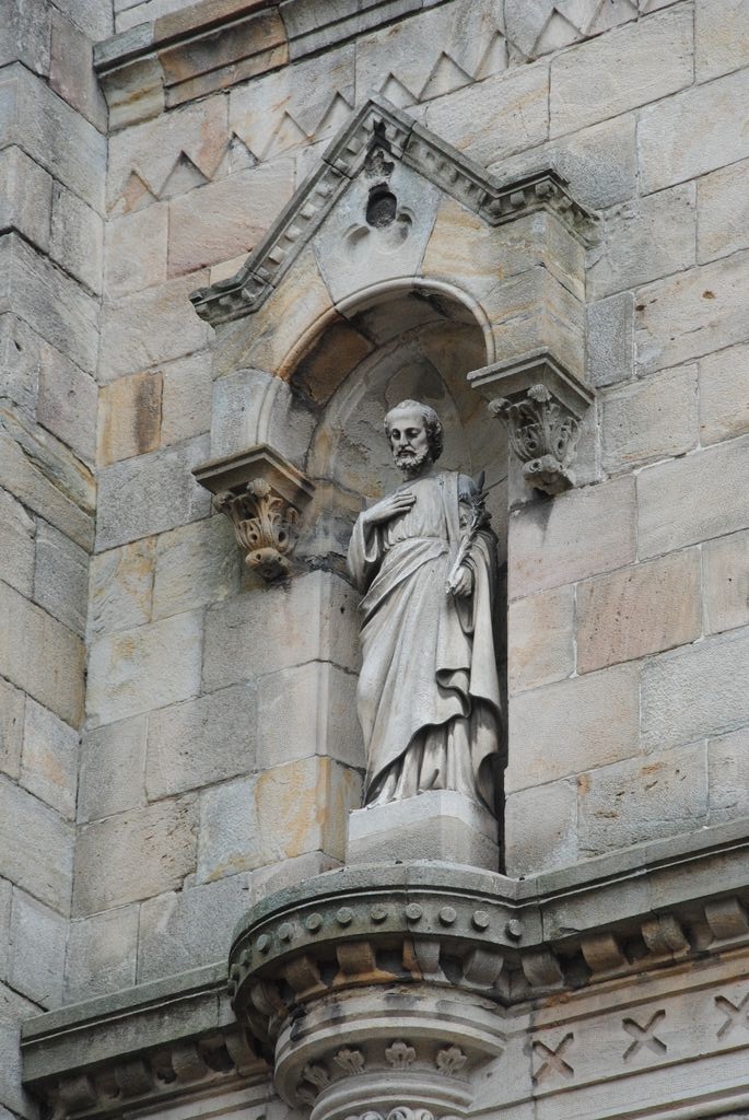 façade nord, statue : saint Joseph (?), vue générale