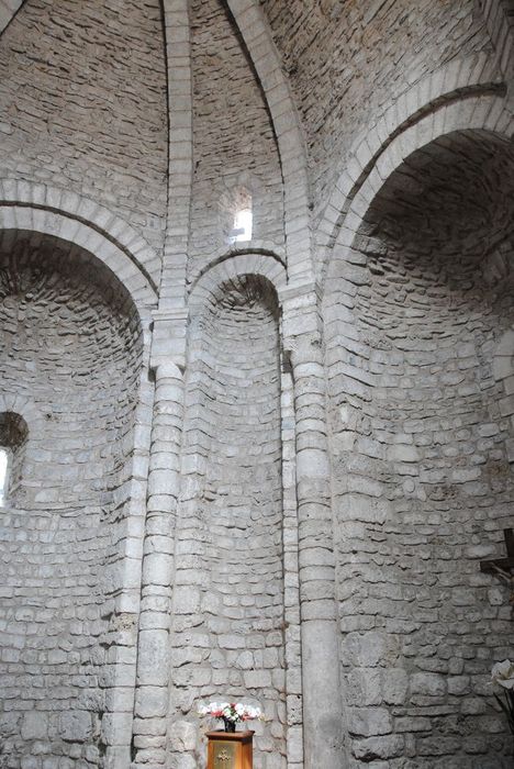 chapelle octogonale, vue partielle de la maçonnerie