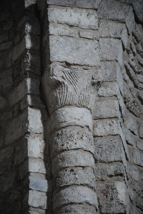 chapelle octogonale, détail d’un chapiteau