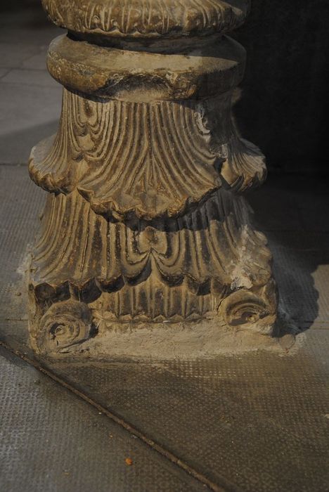 chapiteau, vue générale