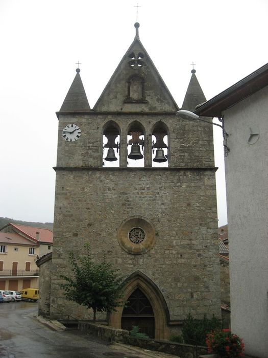 Église paroissiale : Façade occidentale, vue générale