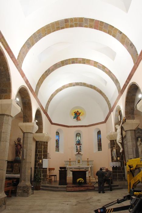 Église paroissiale : Nef, vue générale