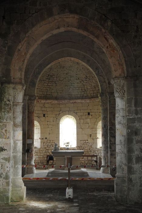 Eglise de Veyrines : Choeur, vue générale