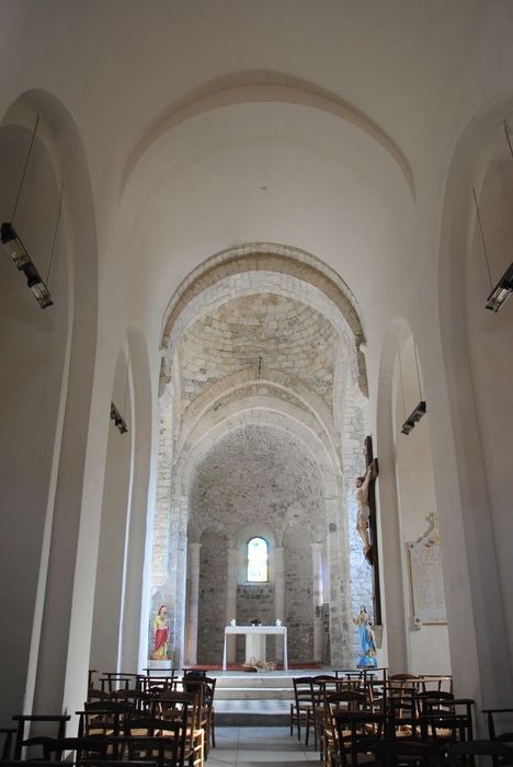 Eglise paroissiale : Nef, vue générale