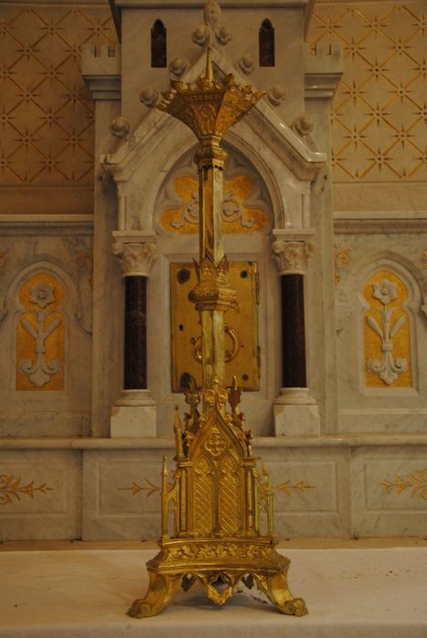 Chandelier d'autel