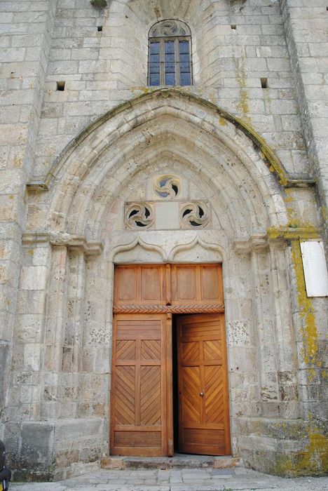 Eglise Saint-André : Portail occidental, vue générale